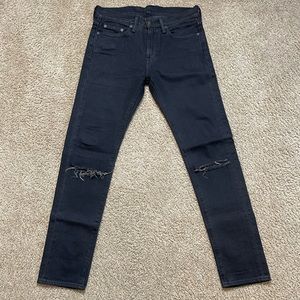 Levi’s 510 Skinny Black 28x32 Distressed